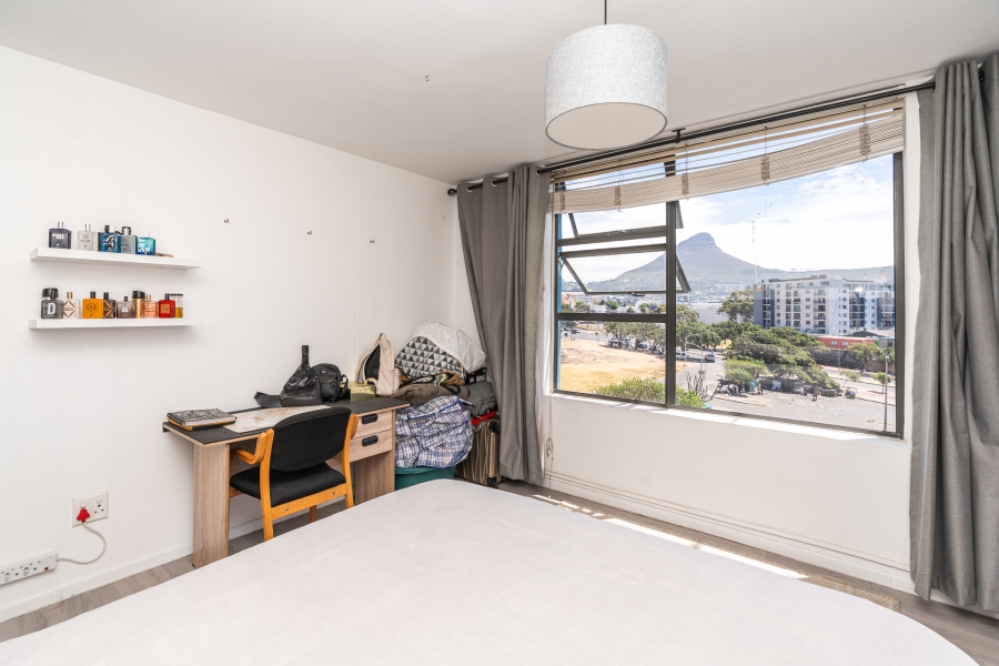 2 Bedroom Property for Sale in Zonnebloem Western Cape